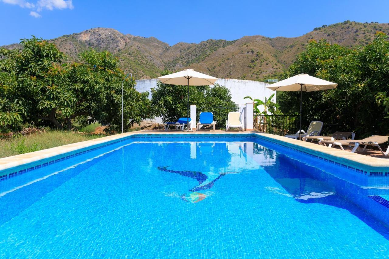 Villa Cortijo Los Madronos à Frigiliana Extérieur photo